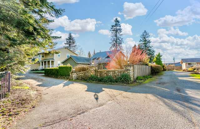 Spacious Tacoma Home for Rent – Available Now! photos photos