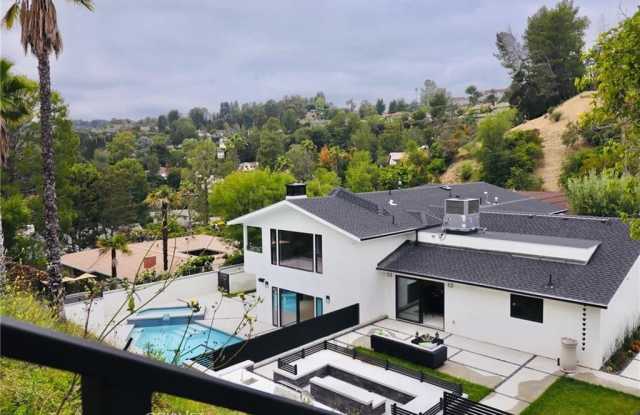 4546 Conchita Way - 4546 Conchita Way, Los Angeles, CA 91356