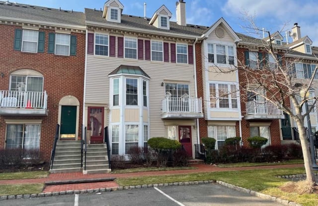 31 CEDAR ST - 31 Cedar St, Jersey City, NJ 07305