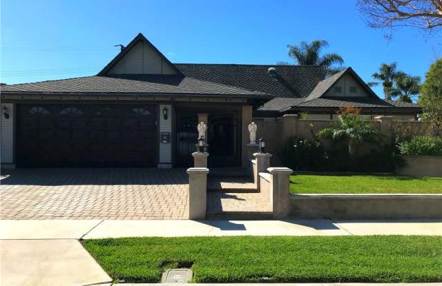 5892 FRANMAR Circle - 5892 Franmar Circle, Huntington Beach, CA 92649