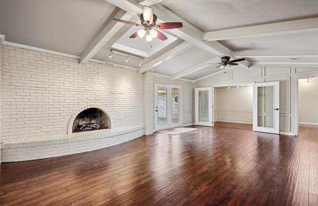 2509 Westridge Drive Gallery 3