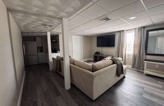 32 Woodrow Avenue photos photos