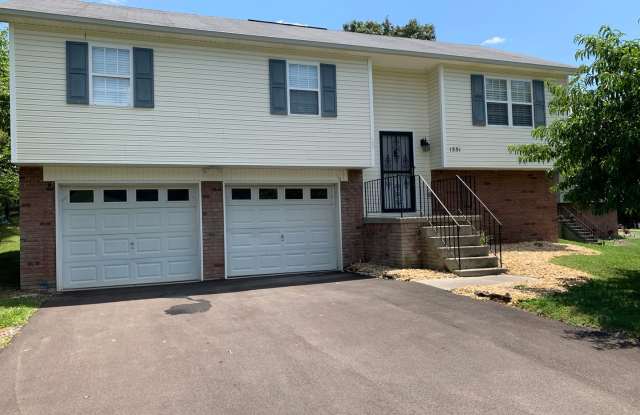 3 Bedroom/2 Bath Split-Foyer Home Kingsport, TN - 1551 Jackson Hollow Road, Sullivan County, TN 37663 3 Bedroom/2 Bath Split-Foyer Home Kingsport, TN - 1551 Jackson Hollow Road, Sullivan County, TN 37663