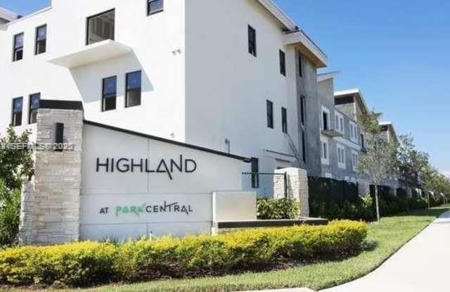 10401 NW 82nd St photos photos