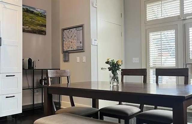 672 W 11 Mile Road Gallery 3