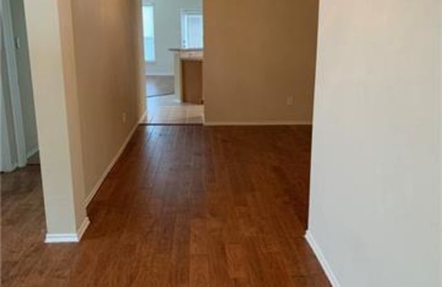 9728 Old Field Drive Gallery 3