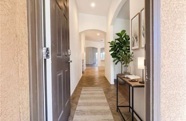 4589 Cedar Island Court Gallery 3
