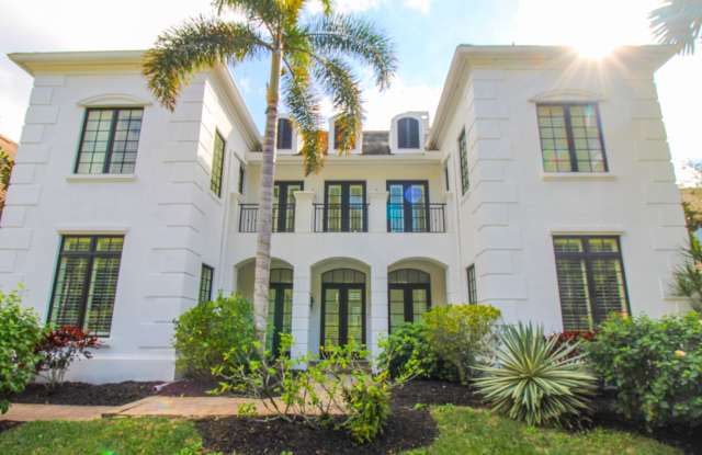 ***STUNNING ANNAUL / SEASONAL RENTAL AVAILABLE*** photos photos