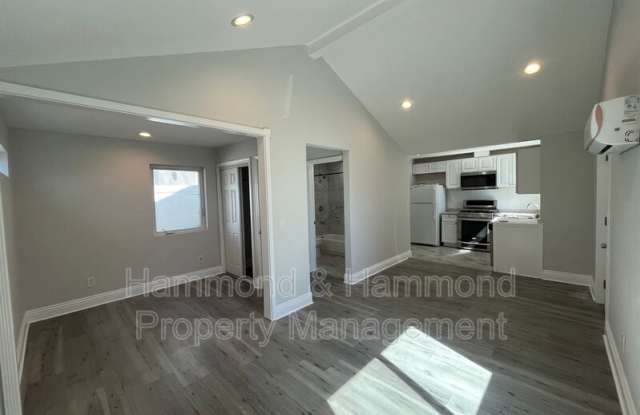6931 Jellico Ave. Gallery 2