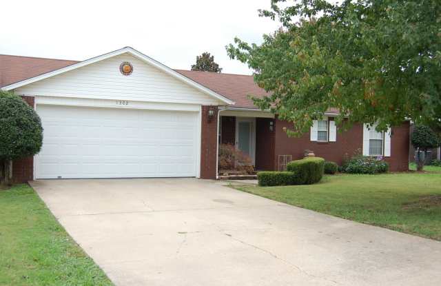 Super Cute Home In Excellent Location! photos photos