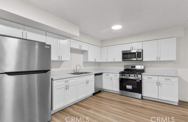 1002 Lombard Dr photos photos