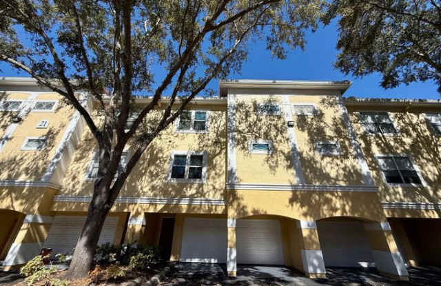 2119 Shadow View Circle photos photos