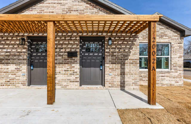 Brand New Luxury Duplex Near Texas Tech – Move-In Ready! photos photos