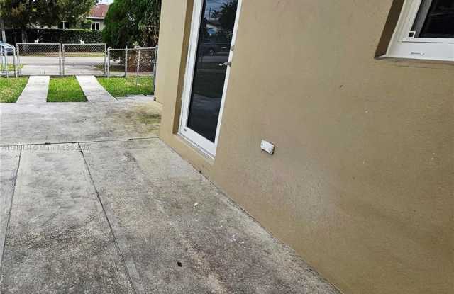 9301 SW 37 STREET photos photos