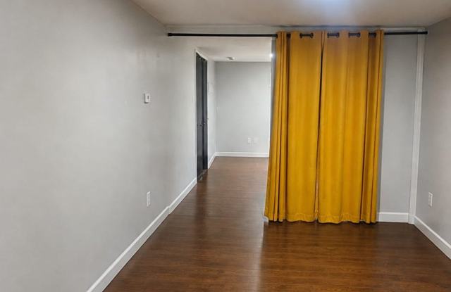 148 Rosette Street Gallery 3