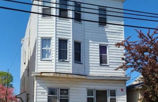 395 Lanza Ave photos photos