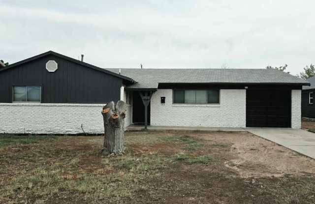 2722 Beechwood Gallery 1