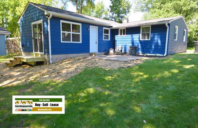 4 bedroom 2 bath home close to UP Mall photos photos