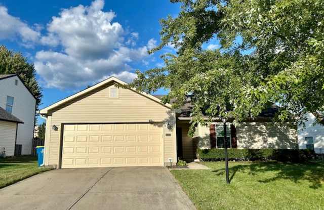 Charming 3-Bedroom, 2-Bath Home with Modern Updates and Spacious Living photos photos