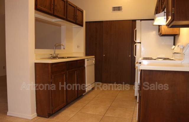 609 South Liana Court Gallery 4