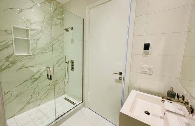 301 East 61st Street - 301 East 61st Street, New York City, NY 10065