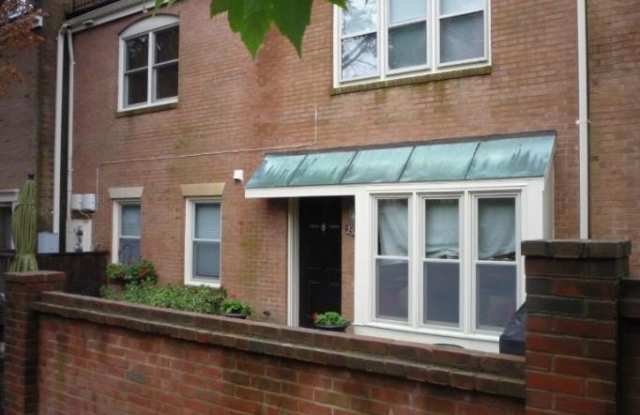 2540 FAIRFAX Drive unit: A photos photos