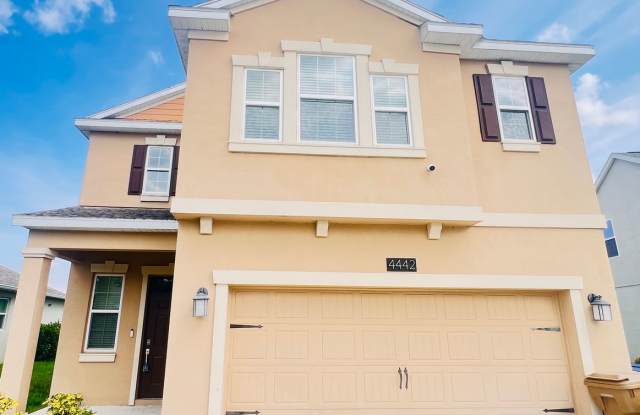 Spacious 4-Bedroom Home in Kissimmee – Available Now! photos photos