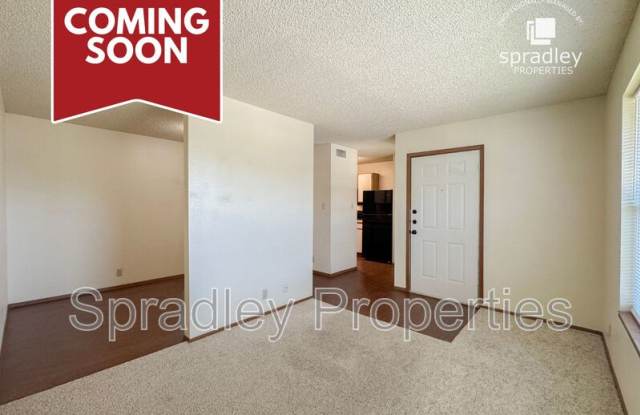 120 W Main St photos photos