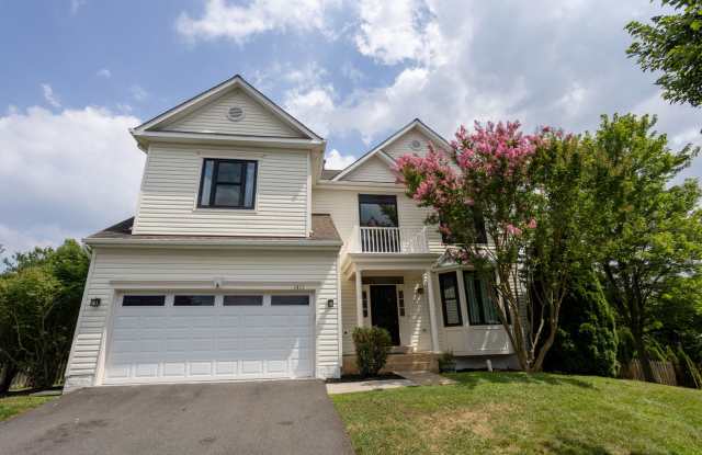 Rare Opportunity in Potomac Crossing! photos photos