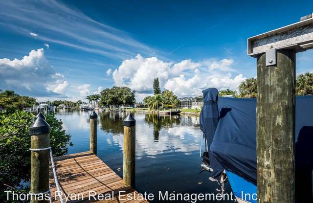 710 Dania Ct. - 710 Dania Court, Charlotte Park, FL 33950