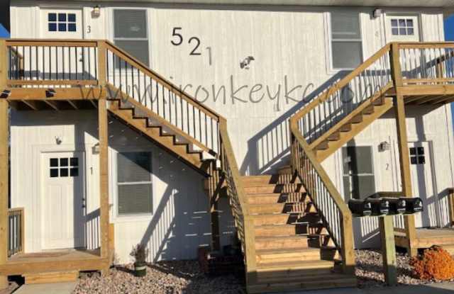 521 S. High Street - 3 photos photos