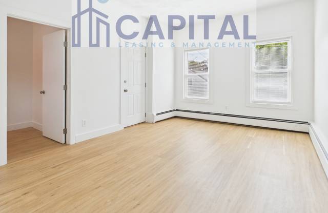 37 Harris Ave Unit 2 Gallery 4