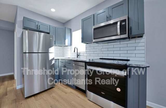 786 Thomas Avenue photos photos