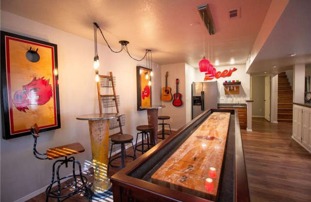 409 Ridge  DR Gallery 3