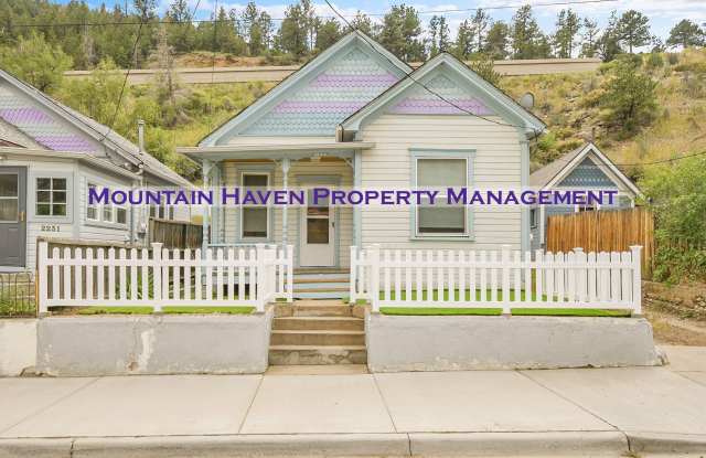 2229 Miner Street photos photos