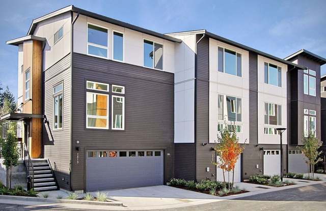 Beautiful Modern Condo in Convenient Bellevue Location - 1566 139th Court Northeast, Bellevue, WA 98005