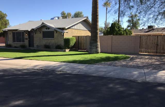 8725 E BUENA TERRA Way Gallery 3