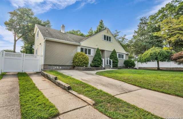 2810 Chestnut Avenue unit: First Floor photos photos