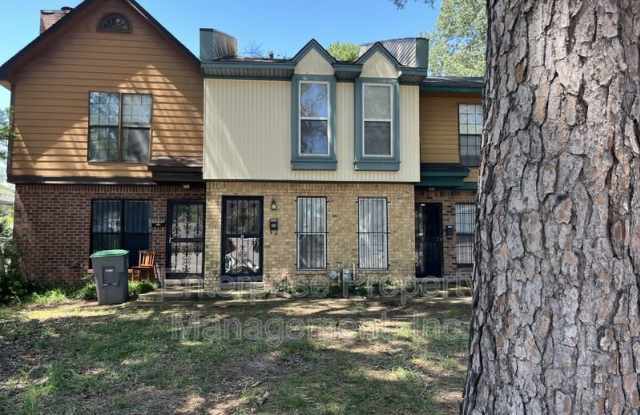 3244 Southern Ave - 3244 Southern Avenue, Memphis, TN 38111