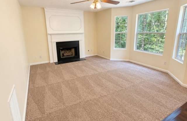 3713 Crescent Hill Lane NW Gallery 3
