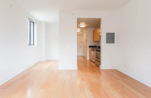 240 Riverside Dr. photos photos