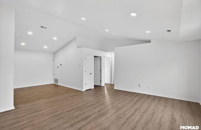 Spacious 3BR Condo in Pleasant Grove Gallery 4