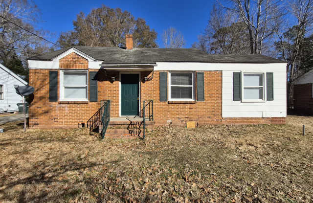 For Rent: Renovated Three Bedroom House in Sumter SC! - 423 Robney Drive, Sumter, SC 29150