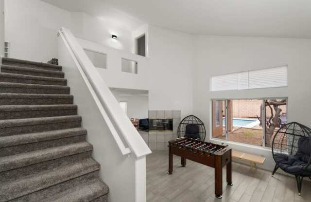 13682 West Desert Flower Drive Gallery 2
