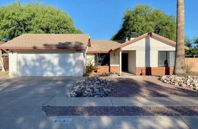 6141 N TARRAGON Avenue photos photos
