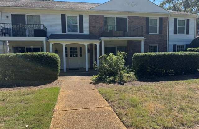 newly renovated 2 bedroom 2 bath home Gallery 1