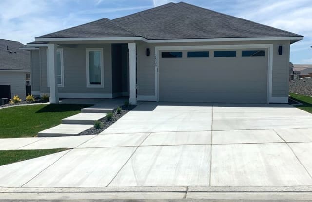 2539 Morris Ave - 2539 Morris Ave, Richland, WA 99352