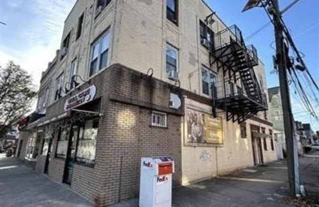 779 BROADWAY photos photos