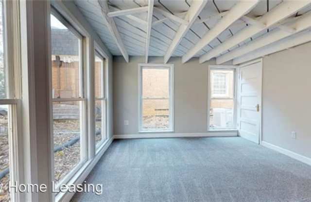 428 Hawthorne Lane #6 Gallery 2