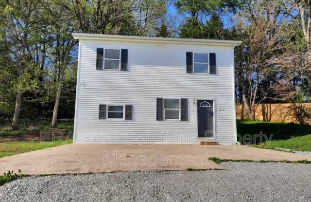 317 Bigelow St. - 317 Bigelow Street, Hillsboro, OH 45133